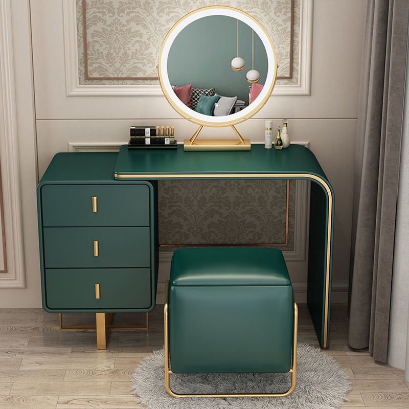 Samantha Vanity